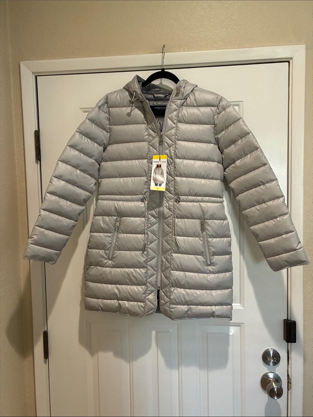 Kenneth Cole Light Gray Hooded puffer jacket